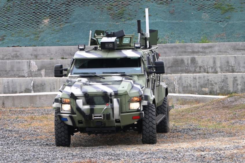 Первый «умный» отечественный  автомобиль специального назначения создан на базе армейского бронированного автомобиля КрАЗ-Спартан
