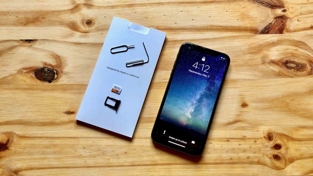 iPhone с двумя SIM-картами