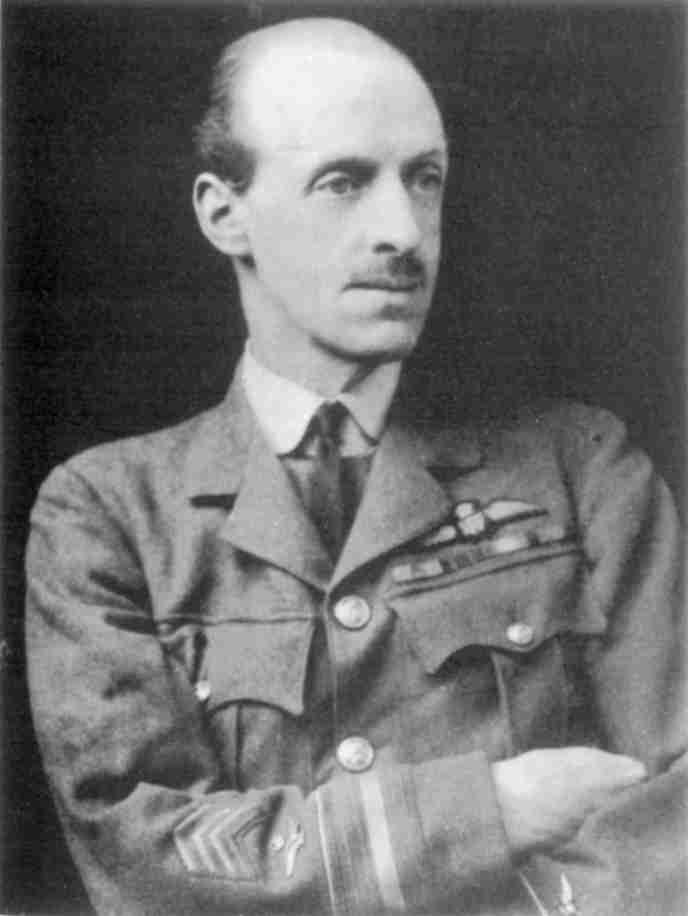 Первый командир Военного крыла (армейской авиации) RFC Фредерик Сайкс. Фото сделано в 1918 г., когда он уже был 