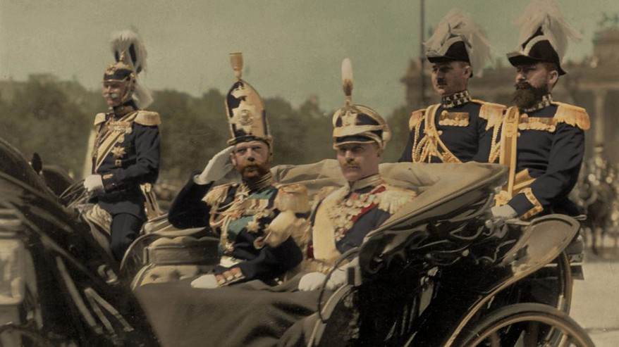 Двоюродные братья кайзер Германии Вильгельм II и король Великобритании Георг V