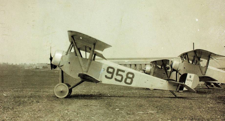 Тренировочные самолеты Ньюпор 83 американского экспедиционного корпуса в Европе. Машина позднего выпуска – 1917 или 1918 г.